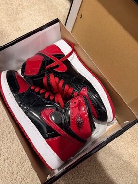 Nike Air Jordan 1 Retro High OG GS “bred” (2016)